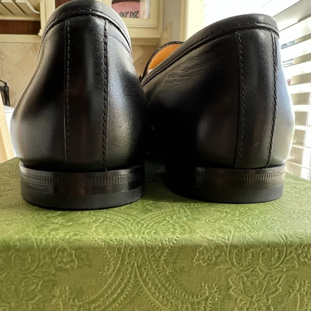 Gucci Black Leather Loafers with Gold Hardware - Picture 13 of 15